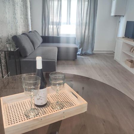 Apartamento Cameros ハカ エクステリア 写真